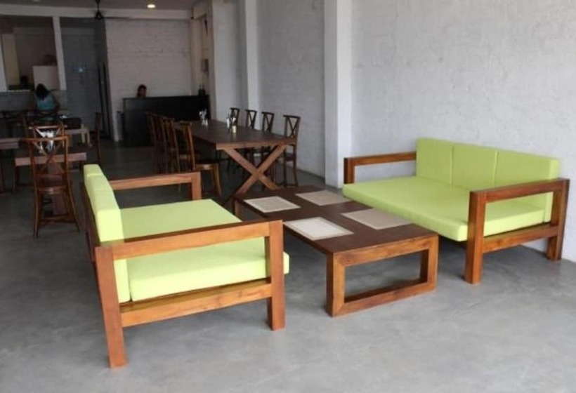 Отель Kaori Cafe And Villa