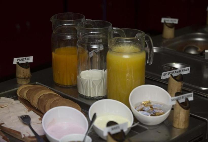 فندق Le Petit Bateau