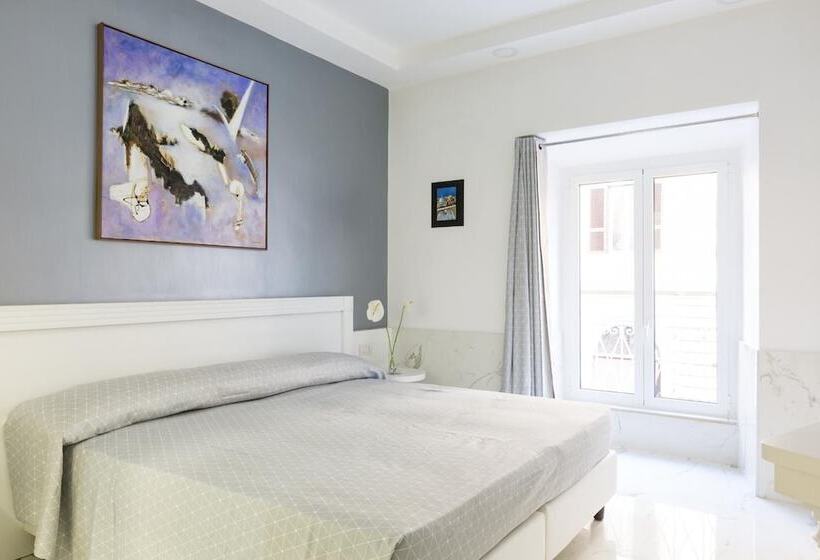 هتل Little Aurelius