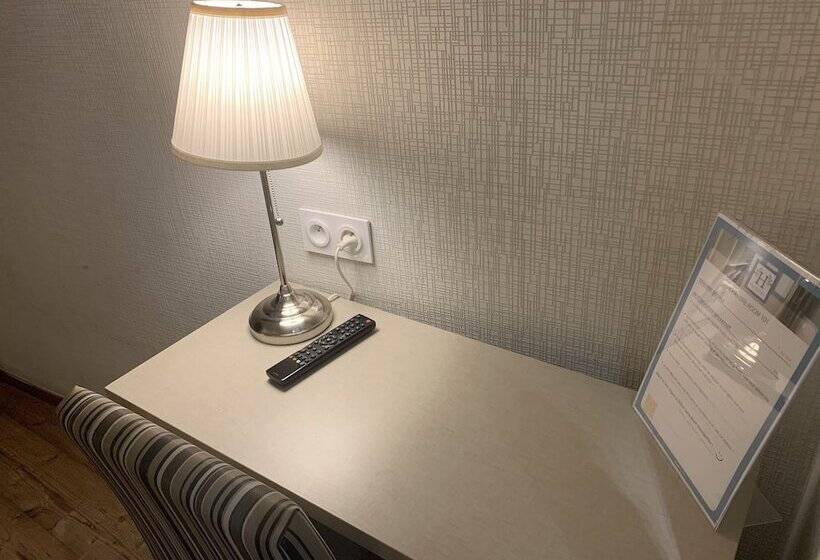 בית מלון כפרי Hôtel Saint Roch Montpellier