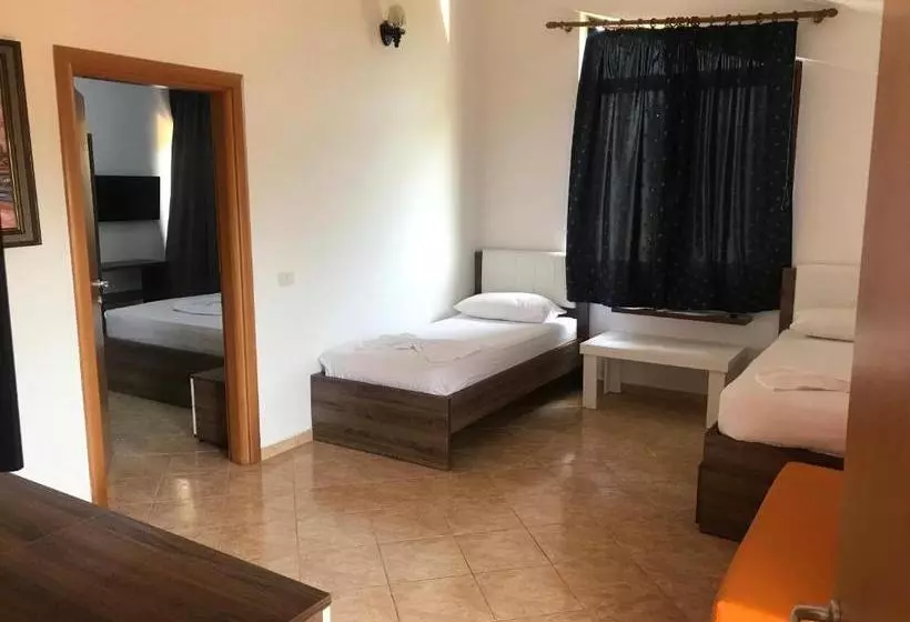 Sunrise Hotel Orikum