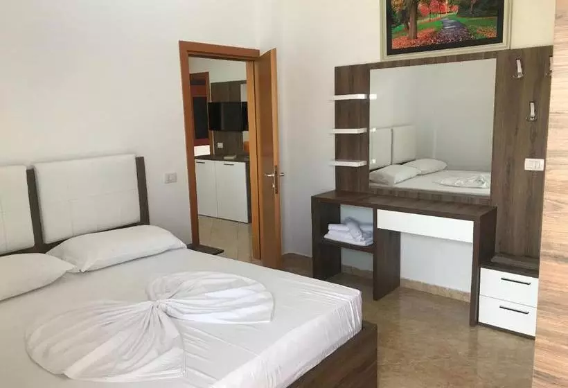 Sunrise Hotel Orikum