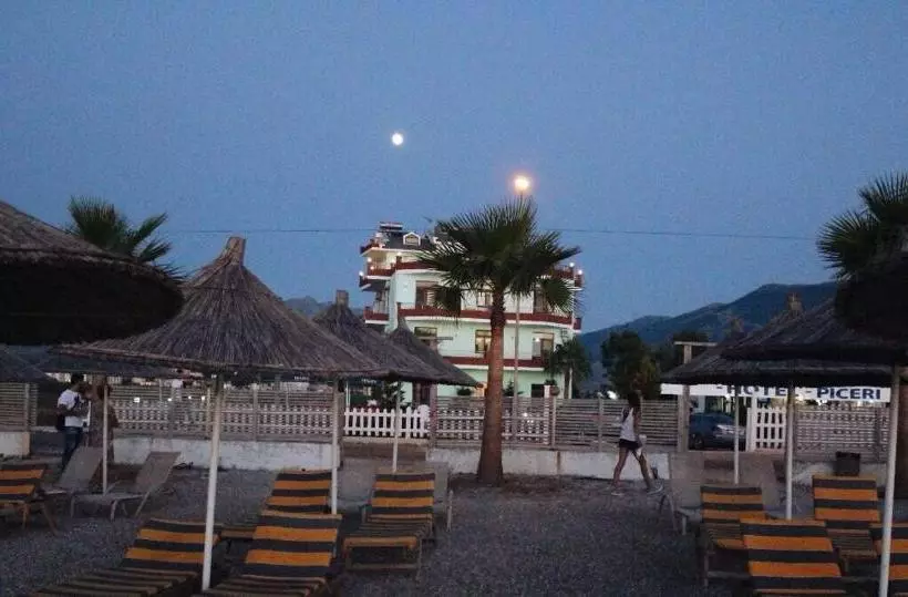 Sunrise Hotel Orikum