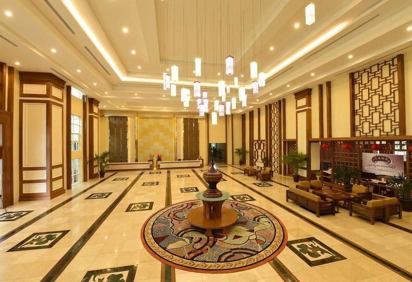 هتل The  Grand Ace