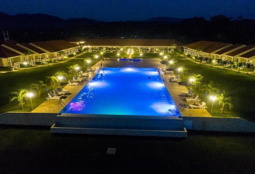 Bella Terra Laguna Azul Resort & Spa