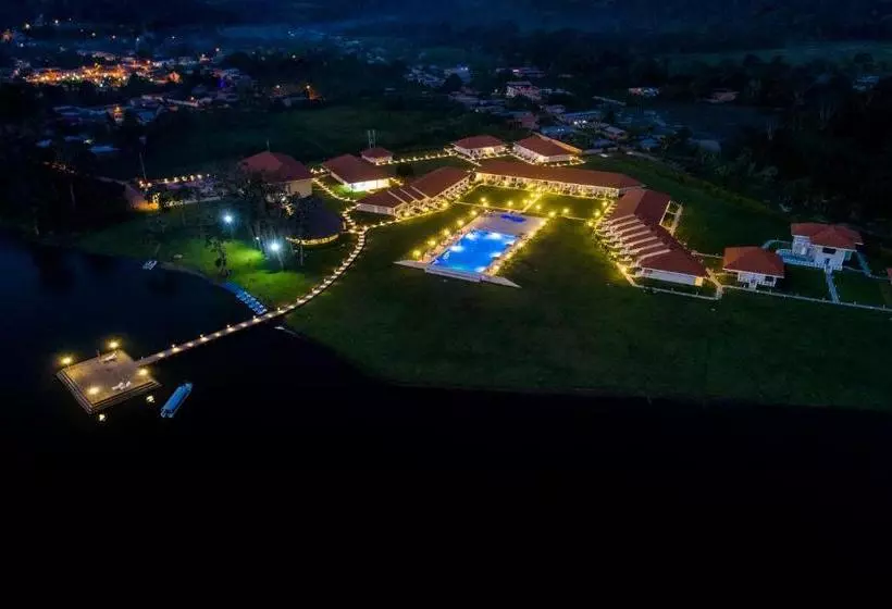 Bella Terra Laguna Azul Resort & Spa