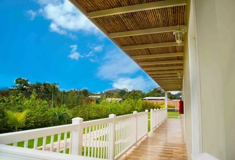 Bella Terra Laguna Azul Resort & Spa