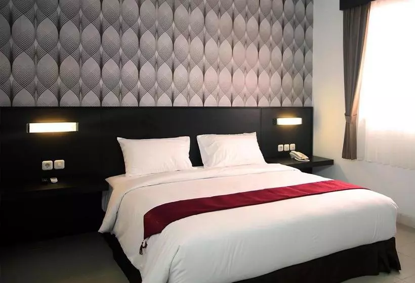 ホテル Grand  Sampit