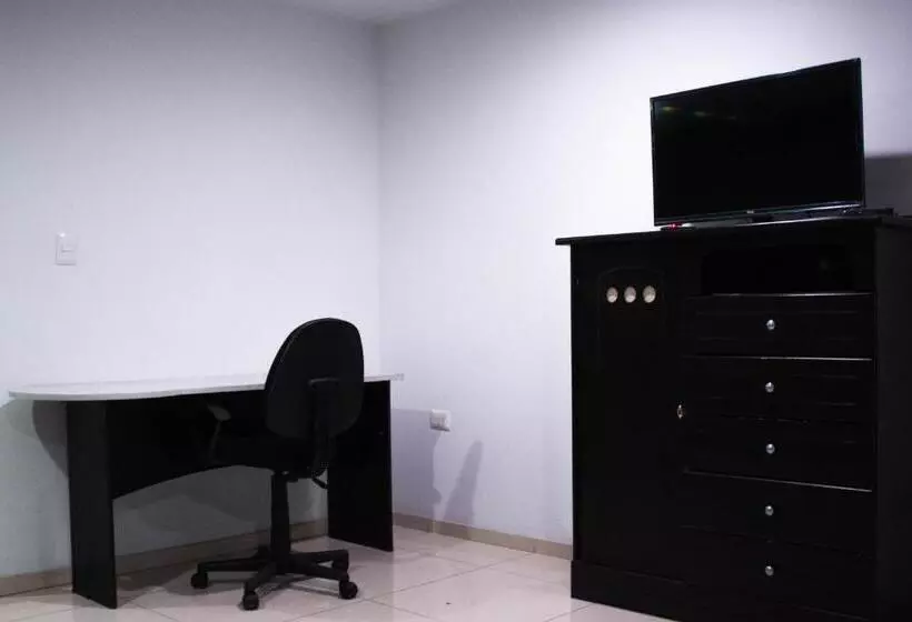 هتل Casa Galeana Centro Con Estacionamiento Privado