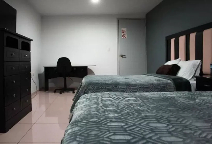 هتل Casa Galeana Centro Con Estacionamiento Privado