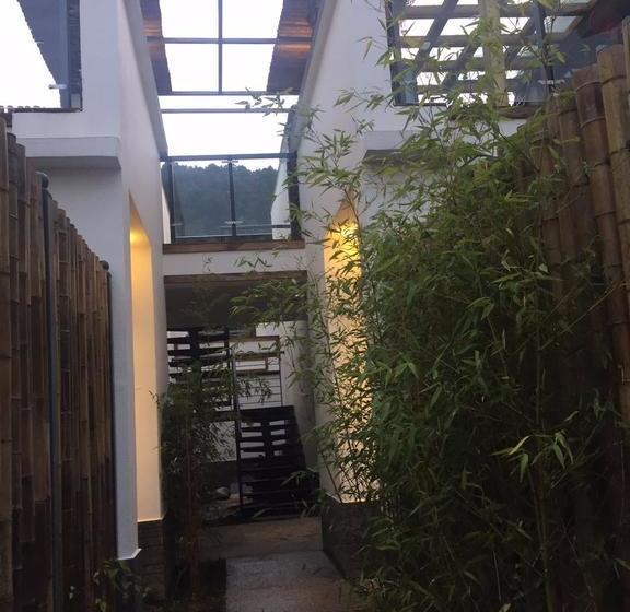 Отель A·plus Boutique