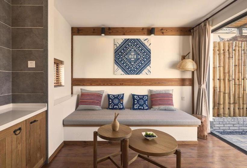 Отель A·plus Boutique