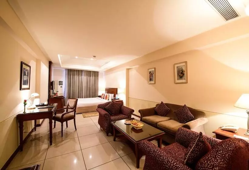 ホテル Majestic Grand