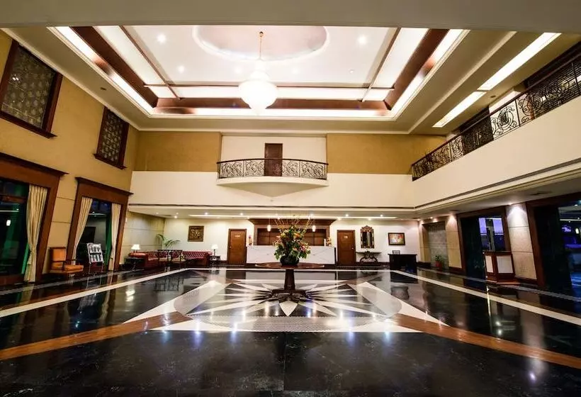 ホテル Majestic Grand