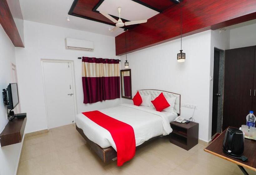 Fabhotel Swarnam, Old Goa