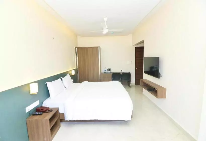 Fabhotel Swarnam, Old Goa