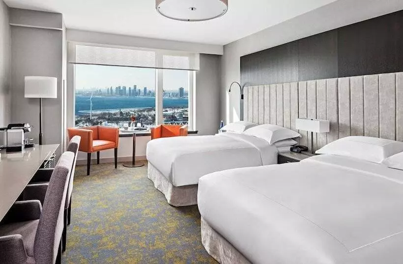 X Toronto By Library Hotel Collection