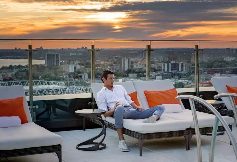 X Toronto By Library Hotel Collection