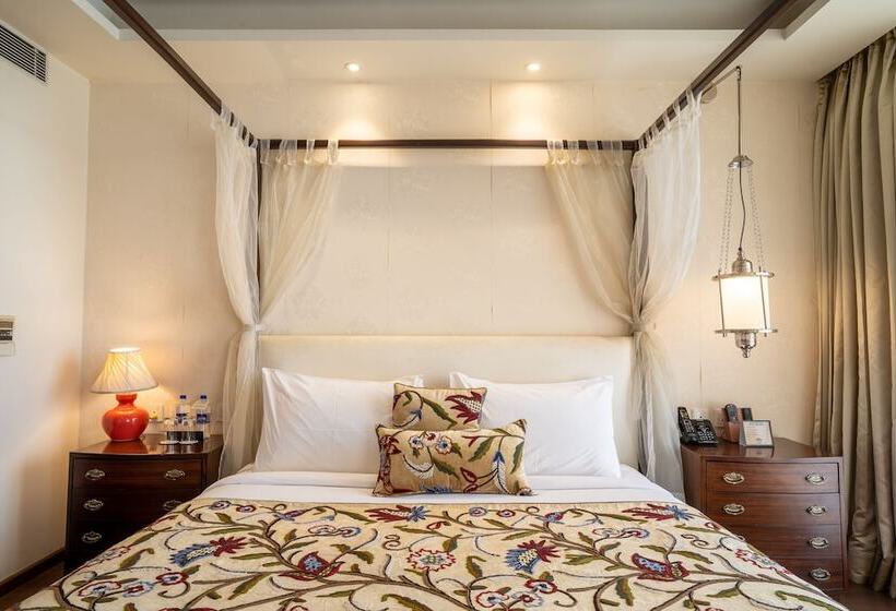 Indraprastha Spa Resort