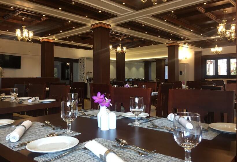 Nihara Resort And Spa Cochin