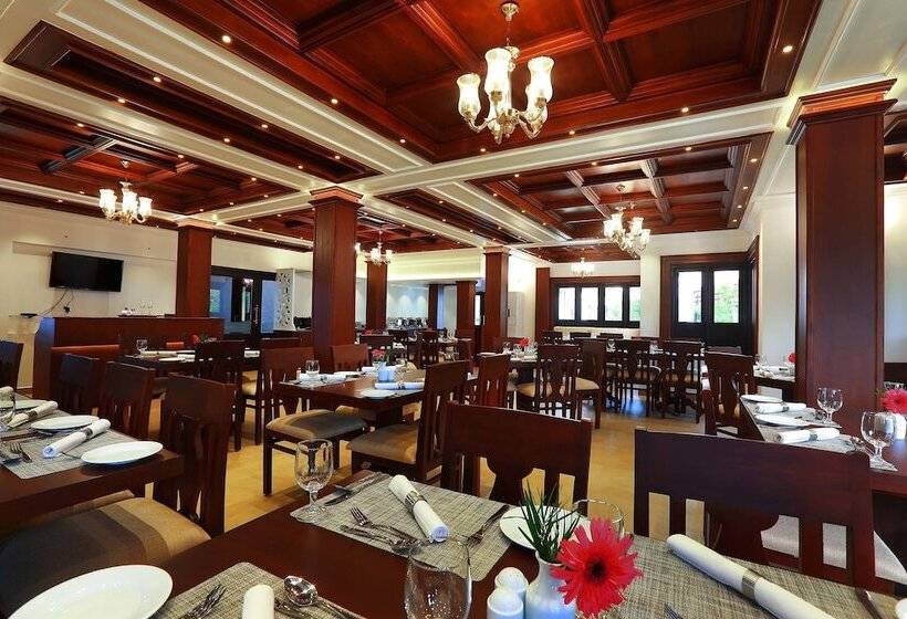 Nihara Resort And Spa Cochin