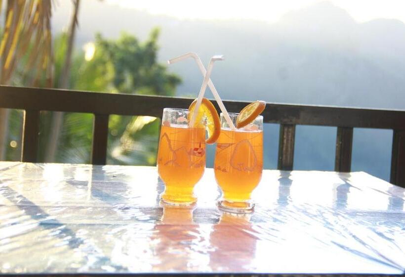 渡假胜地 Different View