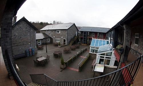 فندق صغير Dare Valley Country Park Accommodation