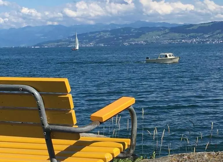 ベッドアンドブレックファースト Lakelodge Romanshorn