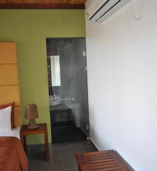 Bed & Breakfast The Canoe