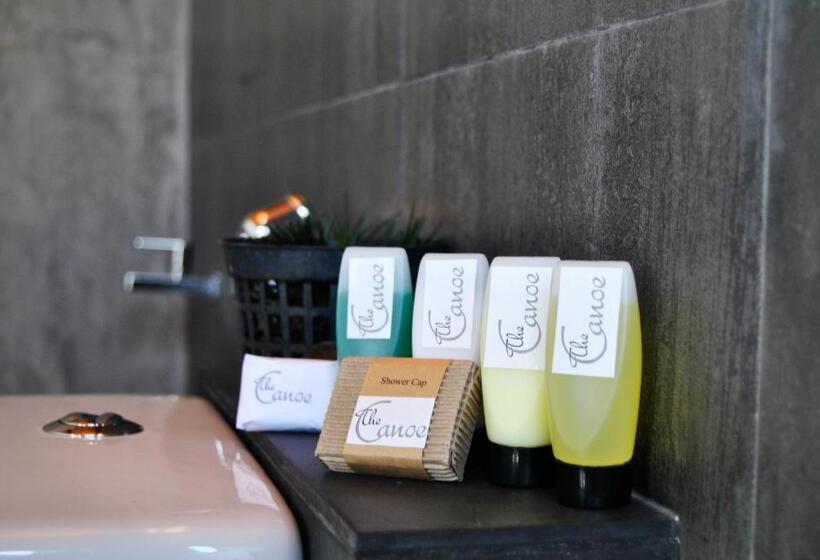 Bed & Breakfast The Canoe