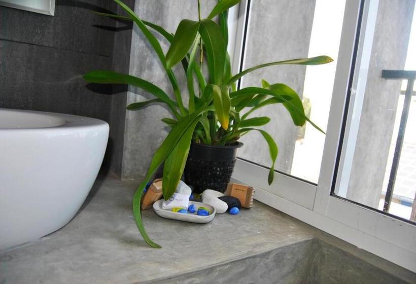 Bed & Breakfast The Canoe