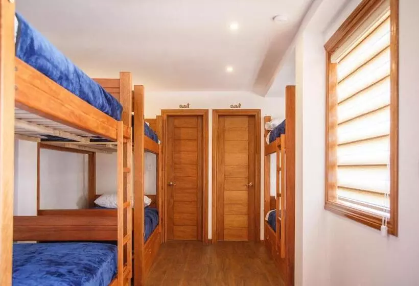 Community Hostel Alausi