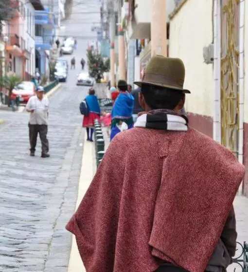 Community Hostel Alausi