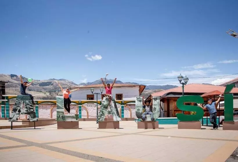 Community Hostel Alausi