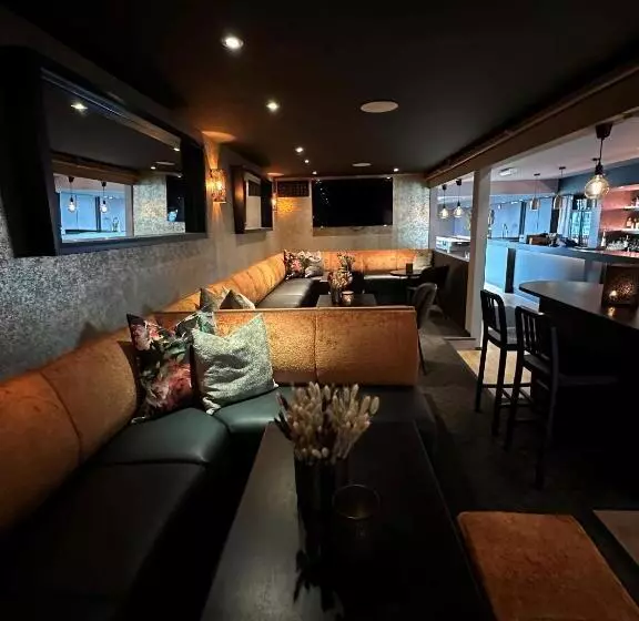 ågotnes Hotell & Motell