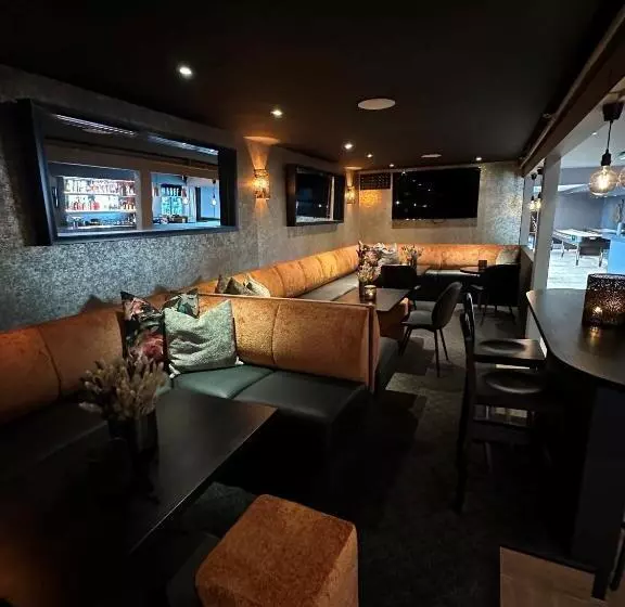 ågotnes Hotell & Motell