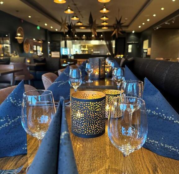 ågotnes Hotell & Motell