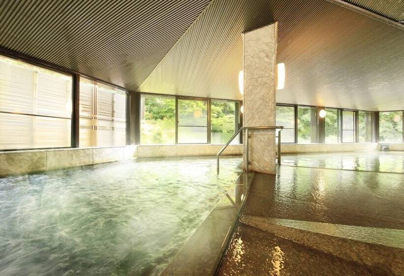 Отель Kasuga No Mori