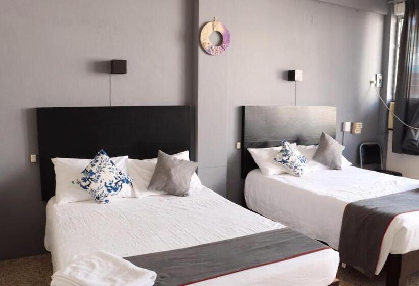 בית מלון כפרי Las Brisas