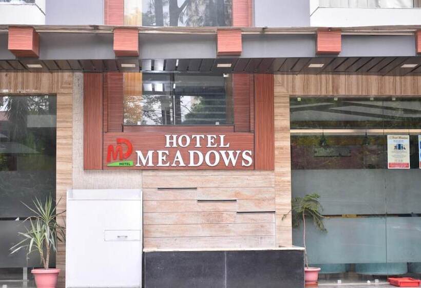 هتل Meadows