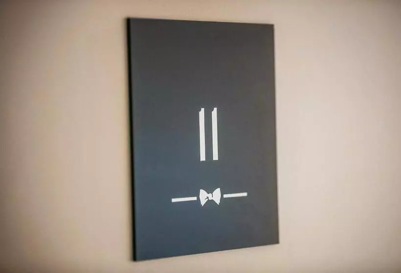 Hotelli Nightcap At The Cheeky Squire