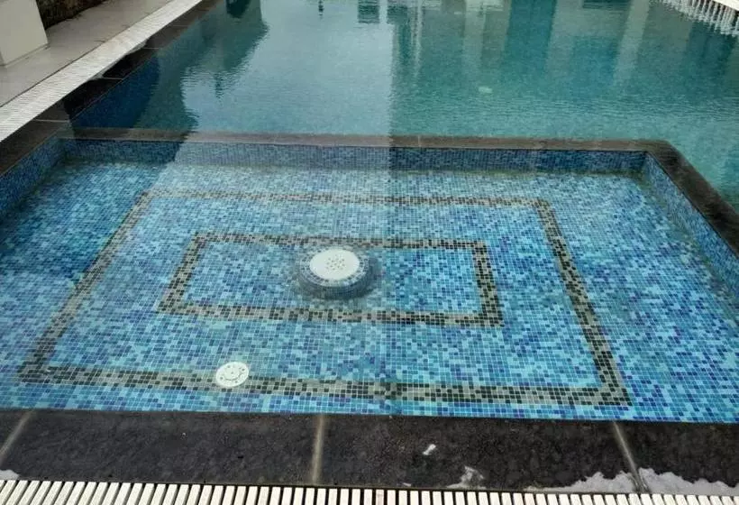 ホテル Regenta Central Indore