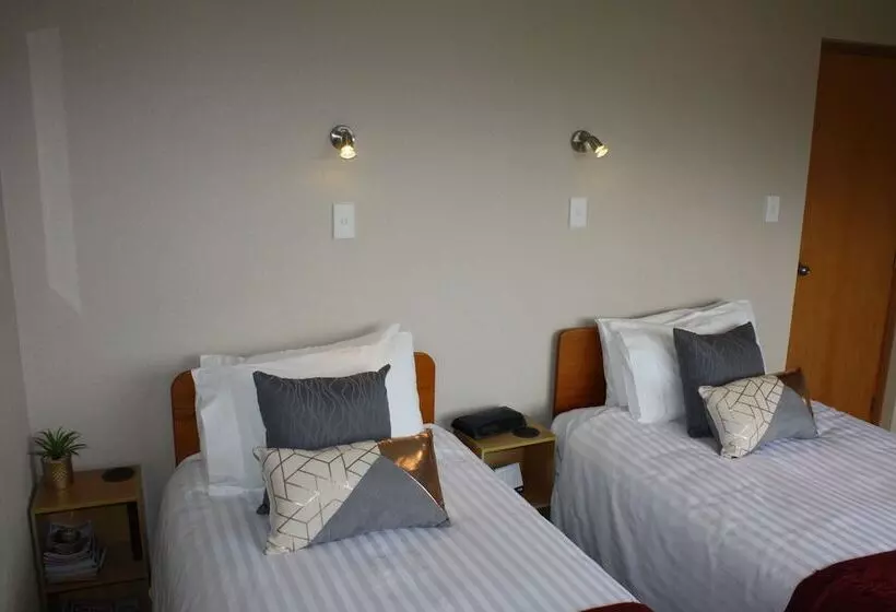 Jenny's Bed & Breakfast