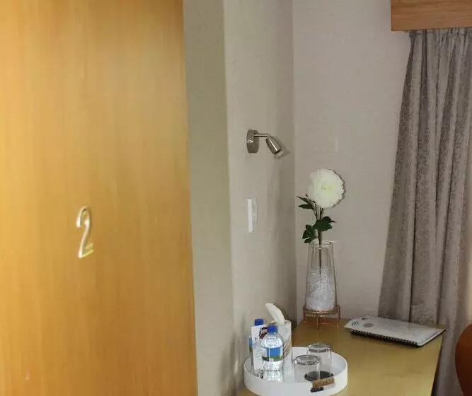 Jenny's Bed & Breakfast