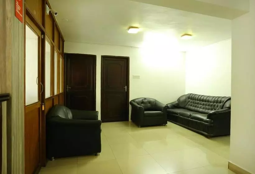 Oyo 9560 Hotel Bellwether