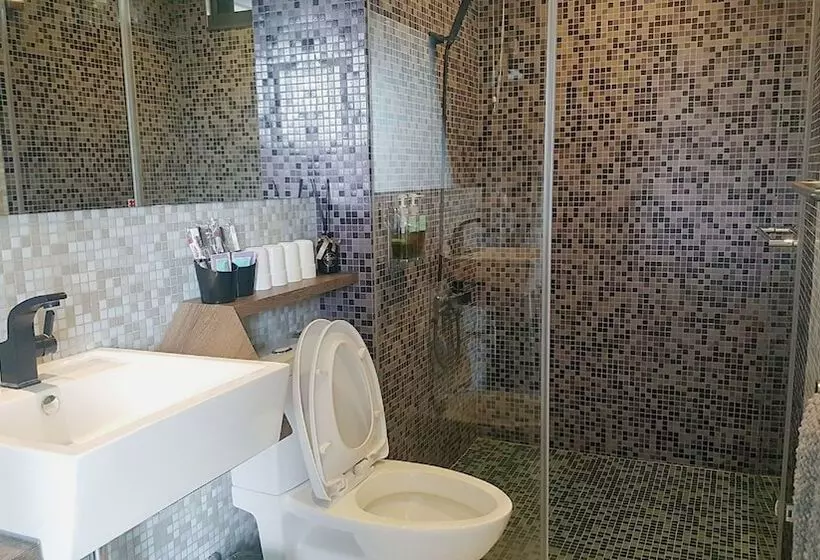 تختخواب و صبحانه Dou House