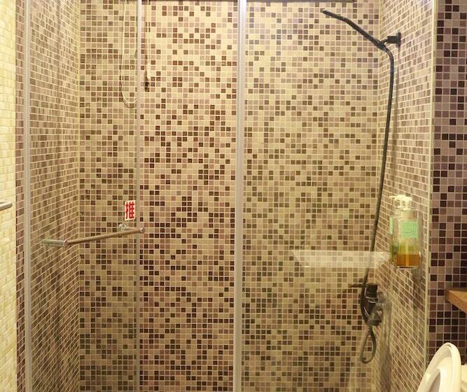 تختخواب و صبحانه Dou House