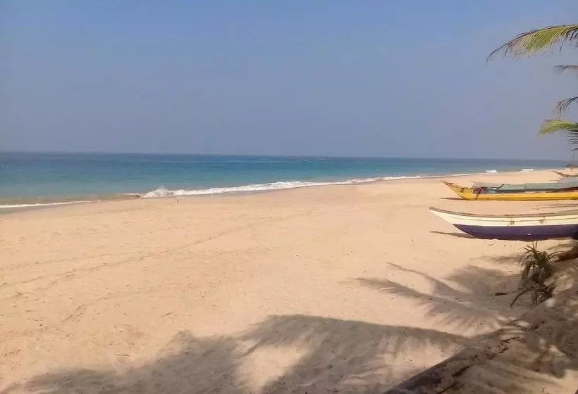 Aamiaismajoitus (B&B) Bawana Beach House