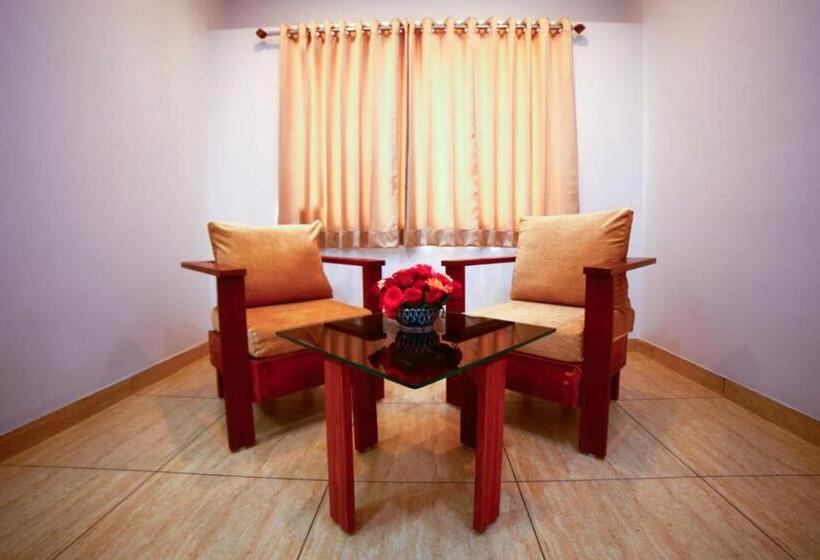 בית מלון כפרי Abis Inn