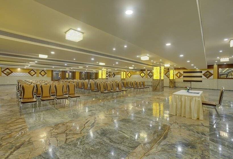 ホテル Cygnett Park Di Arch